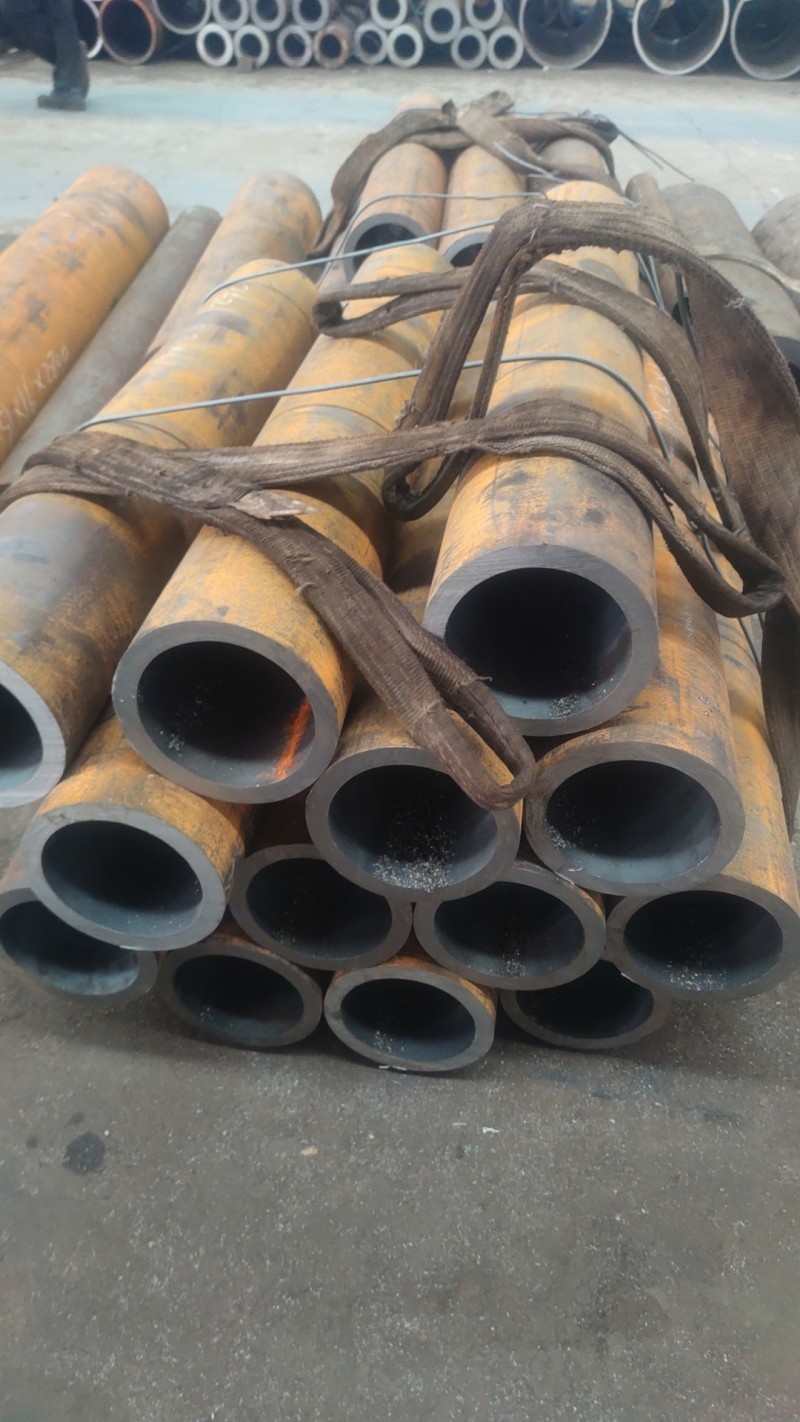 五河五河五河15CrMoG无缝钢管切割